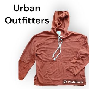 Urban Outfitters Raglan Hooded tee, hoodie